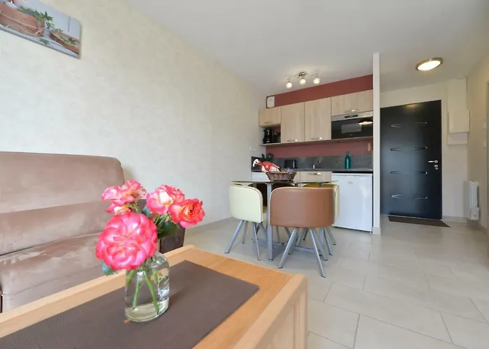 Logis De L'hermitage בית נופש *